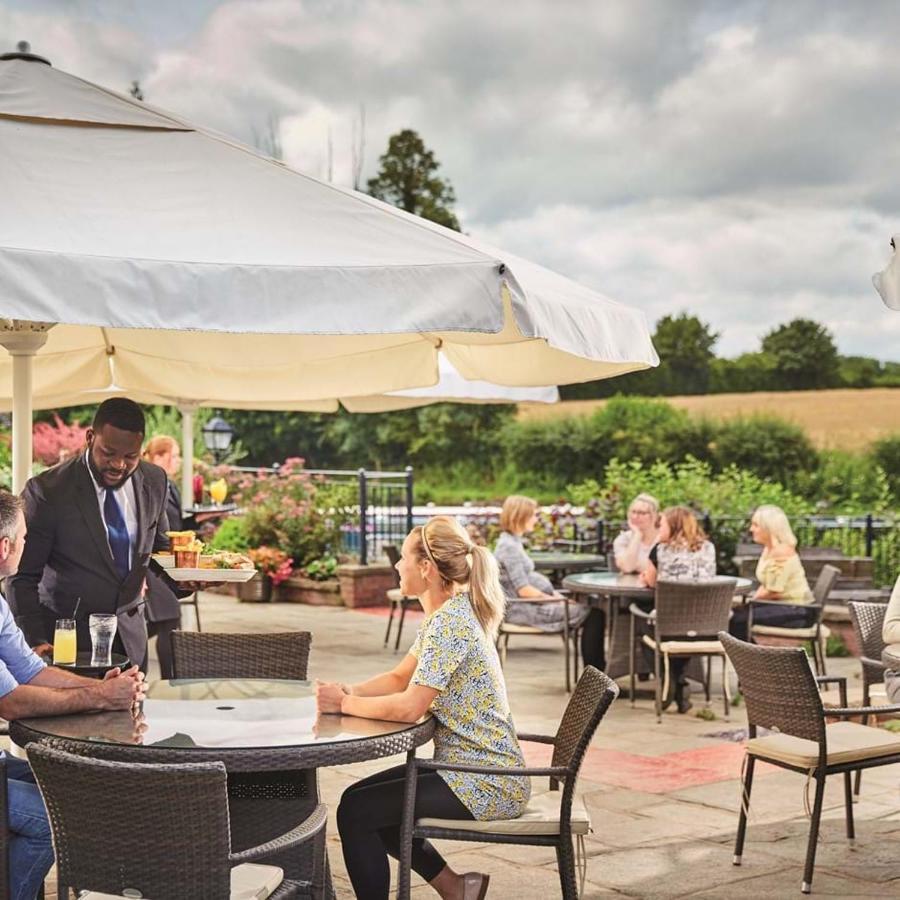 Hotel Lion Quays 4*